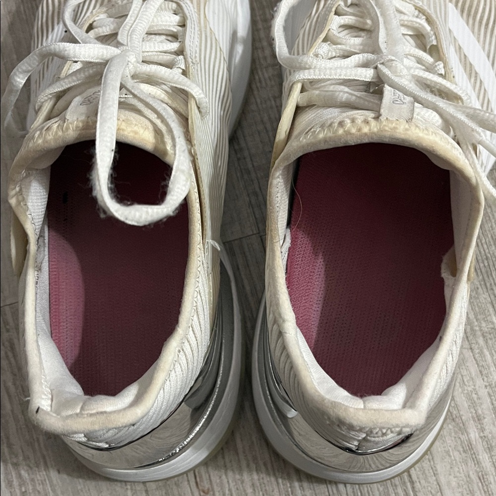 Adidas Adizero Ubersonic 3 Sneakers - Picture 5 of 10
